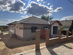 Eladó ház Veresegyház