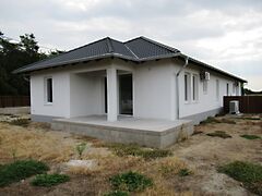 Eladó ház Kakucs