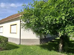 Eladó ház Lőrinci