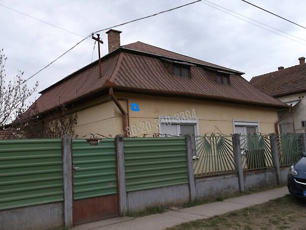 Eladó ház Hajdúhadház