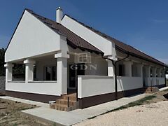 Kiadó ház Tököl