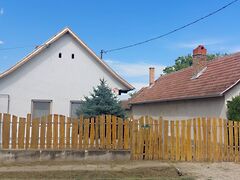 Eladó ház Pázmánd