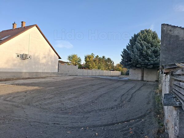 Eladó földterület Győrújfalu