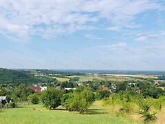 Eladó földterület Győrújbarát