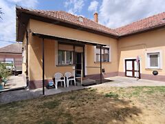 Eladó ház Mórahalom