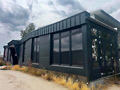 Kiadó üzleti Gödöllő