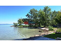 Eladó lakás Balatonboglár