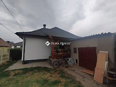 Eladó ház Szomód