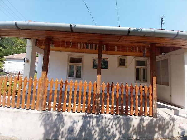 Eladó ház Domoszló