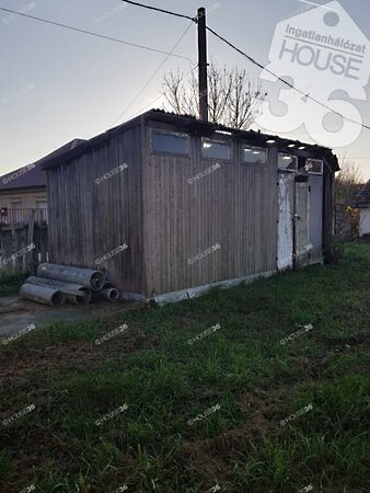 Eladó ipari Tiszaug