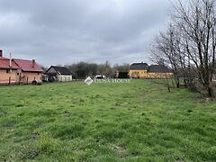 Eladó földterület Pilis