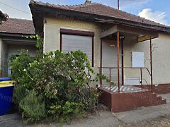 Eladó ház Újszilvás