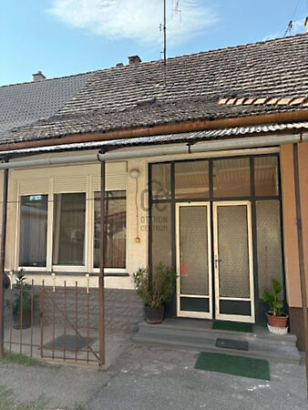 Eladó ház Tolna