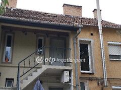 Eladó lakás Tápiószecső