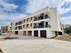 Eladó üzleti Győr