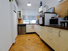 Eladó ház Szada