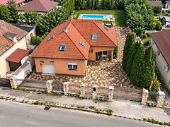 Eladó ház Pécs, Kertváros