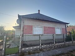 Eladó ház Püspökladány