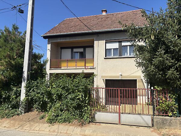 Eladó ház Romhány