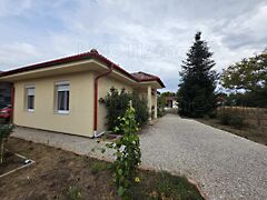 Eladó ház Balatonőszöd