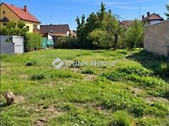 Eladó földterület Győr
