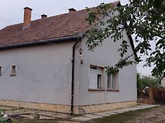 Eladó ház Tiszaföldvár
