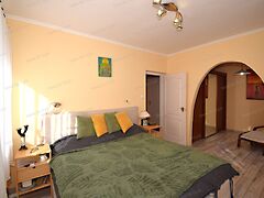 Eladó ház Győrújbarát