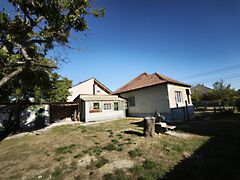 Eladó ház Tét