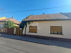 Eladó ház Baja