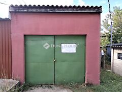 Eladó garázs Dorog